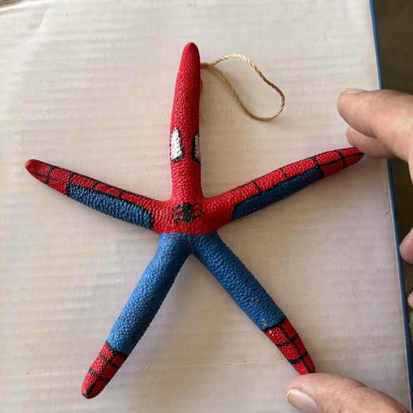 Spider-Man Christmas ornament made from a starfish - Picture 3 of 3
